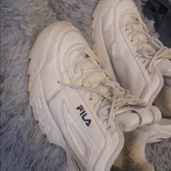 Fila Disruptor Shoes - Picture 1 of 2